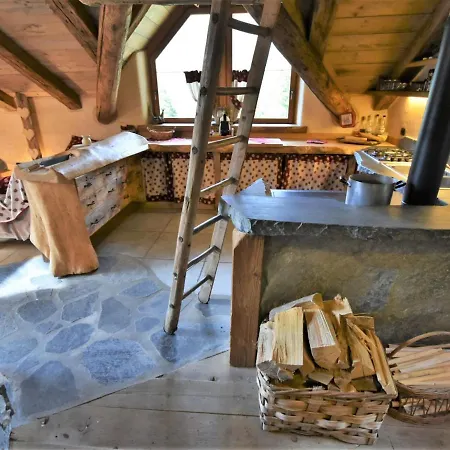 シャレー Chalet Baita Fochin By Interhome イゾラッチャ