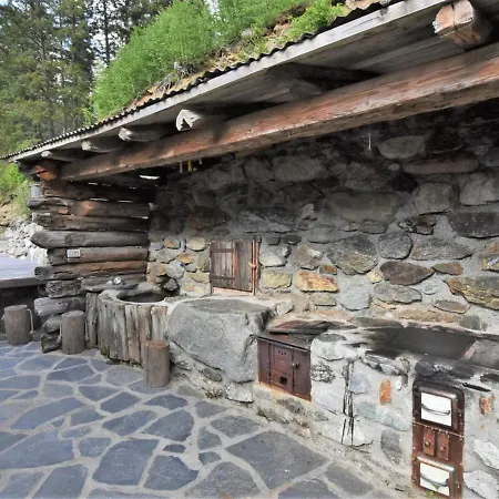 Chalet Baita Fochin By Interhome シャレー イゾラッチャ